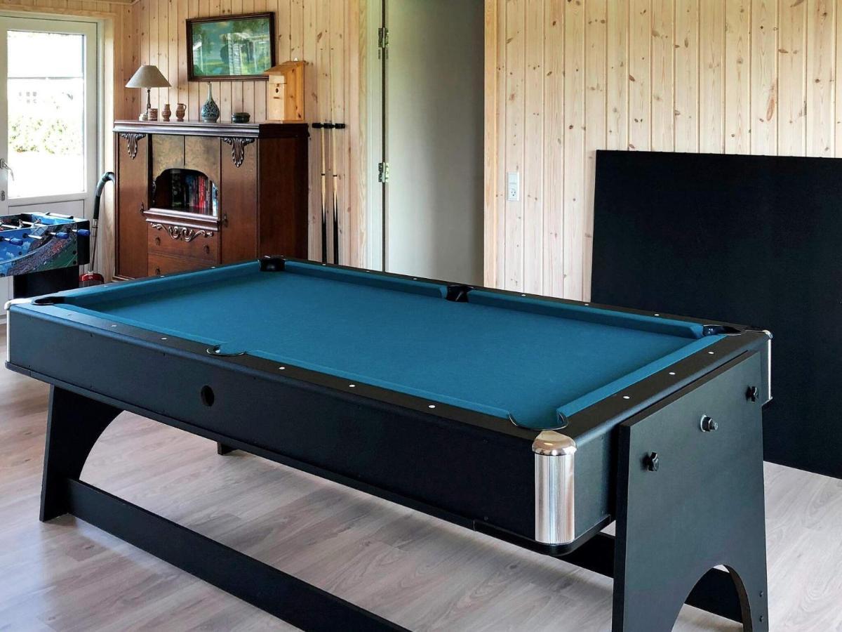 10 Person Holiday Home In Ansager 외부 사진